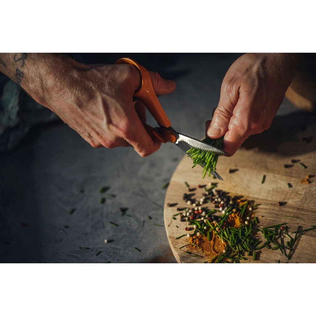 Fiskars Classic Universele Schaar 18 Cm 2 Fiskars Classic Universele Schaar 18 Cm - Afbeelding 2